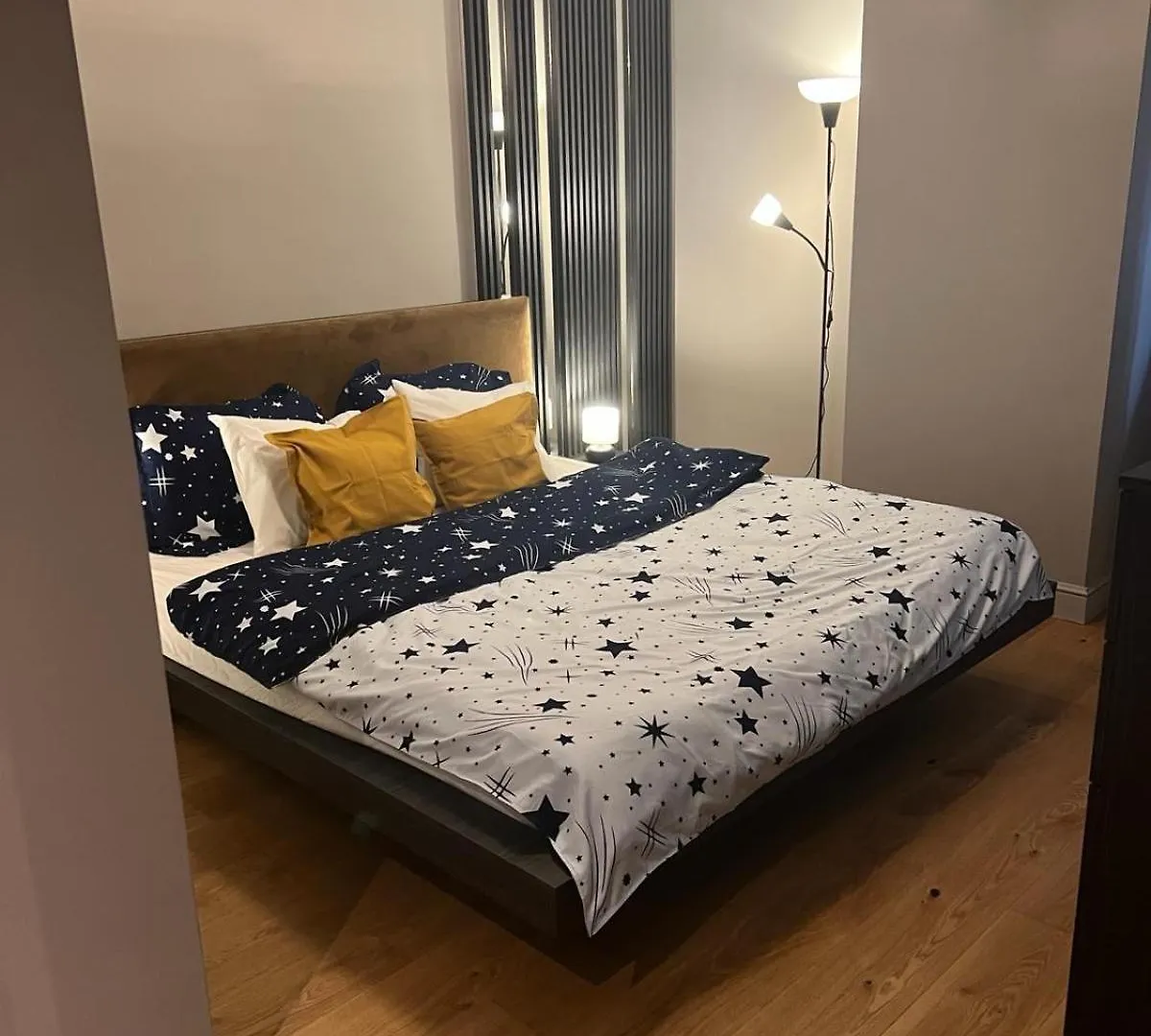 Starry Apartment Bucharest 0*,  Romania